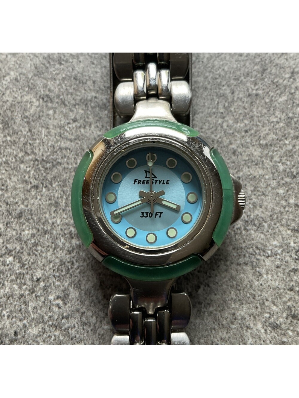 Vintage Shark Freestyle Womens Watch 29mm Stainless Steel Case And Band Bin B